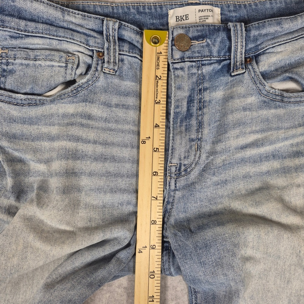 BKE Payton Flare Jeans Womens 28x31 Light Wash Distressed Mid Rise Raw Hem - Picture 11 of 11